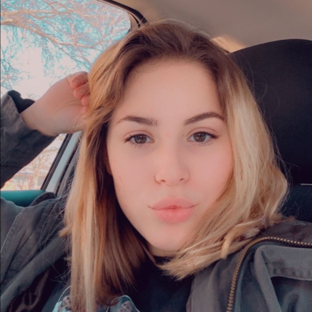 Meet your Posher, Kylee